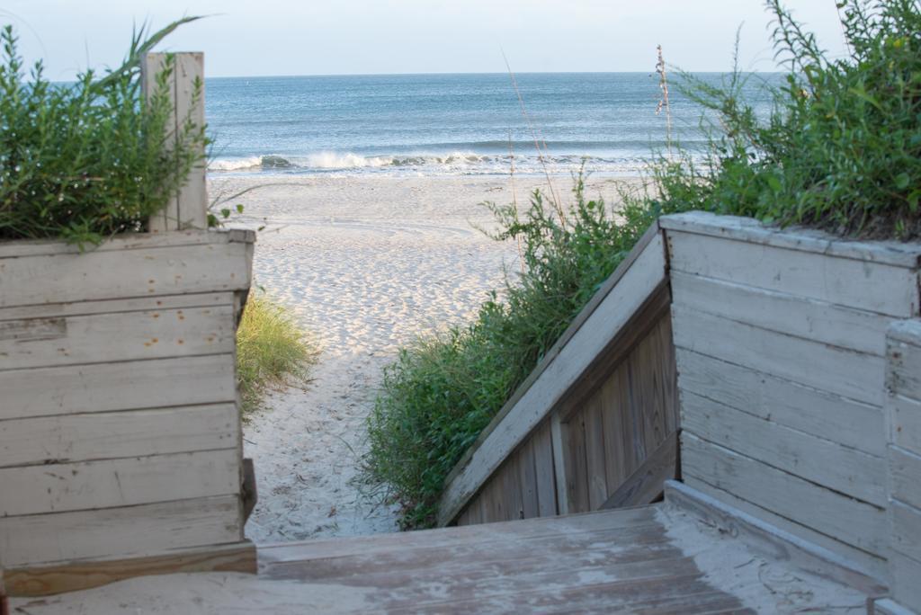 Atlantic Beach Resort, A Ramada By Wyndham Exterior foto